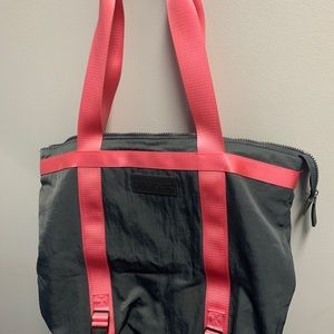 Danskin tote